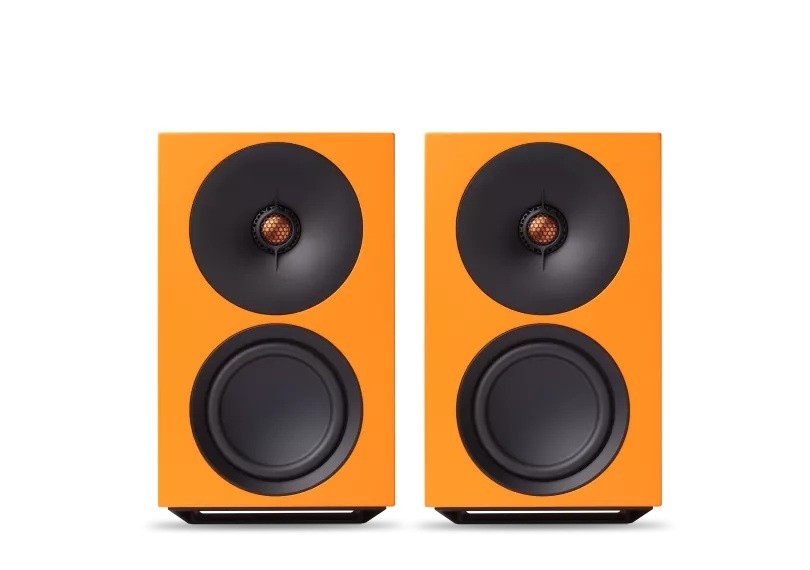 CA LR_M_orange 1