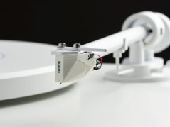 pro-ject-t1-white-edition-2m-white-specialni-ciste-bila-edice (4)