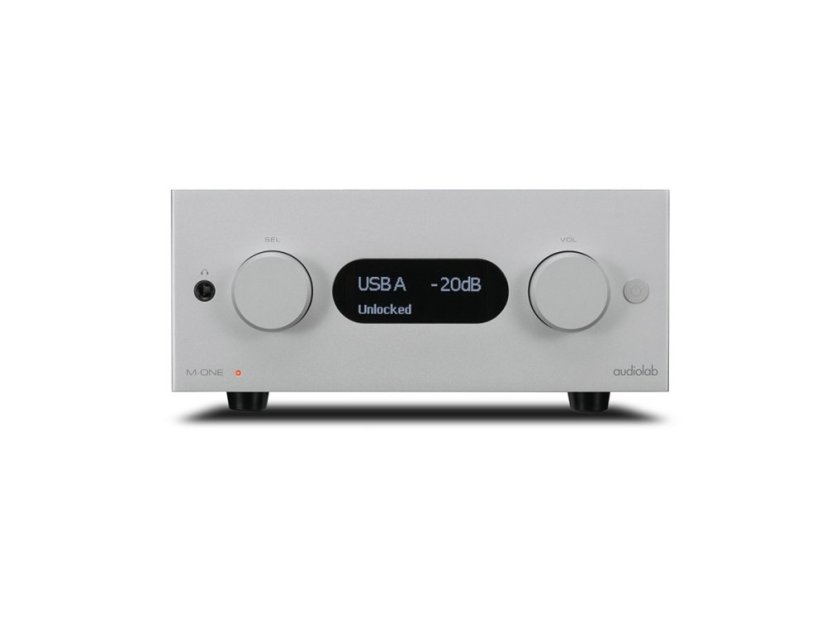 Audiolab M-ONE - Barevné varianty: stříbrná