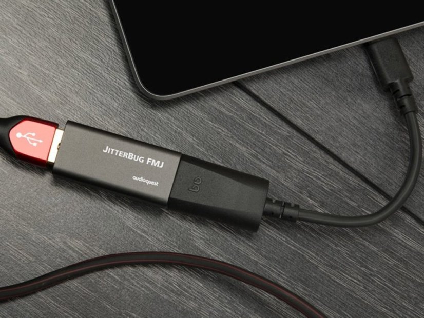 audioquest-jitterbug-fmj-usb-2-0-filtr-jitter-sumu (8)