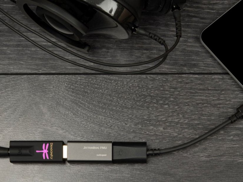 audioquest-jitterbug-fmj-usb-2-0-filtr-jitter-sumu (9)
